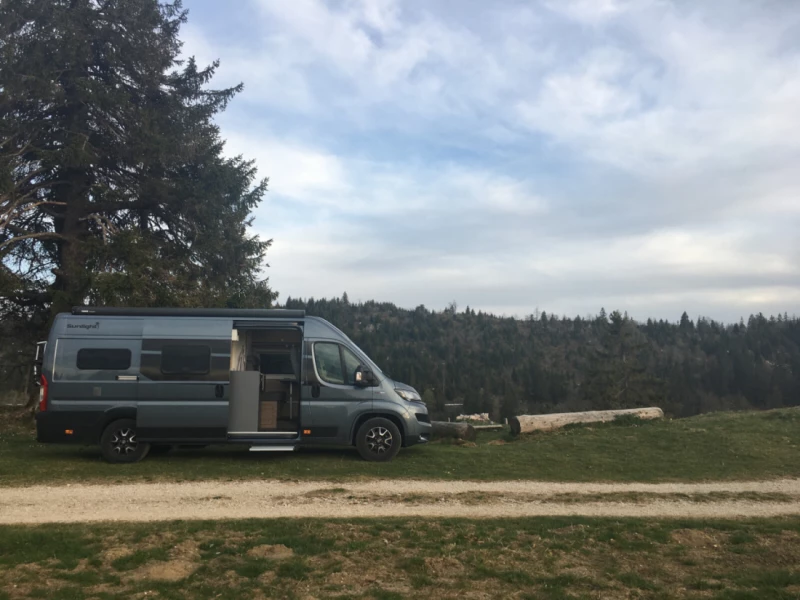 Sunlight Cliff 640 Campingbus - Basel, Schweiz