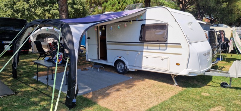 Weinsberg CaraOne 420 Caravan - Stans, Switzerland