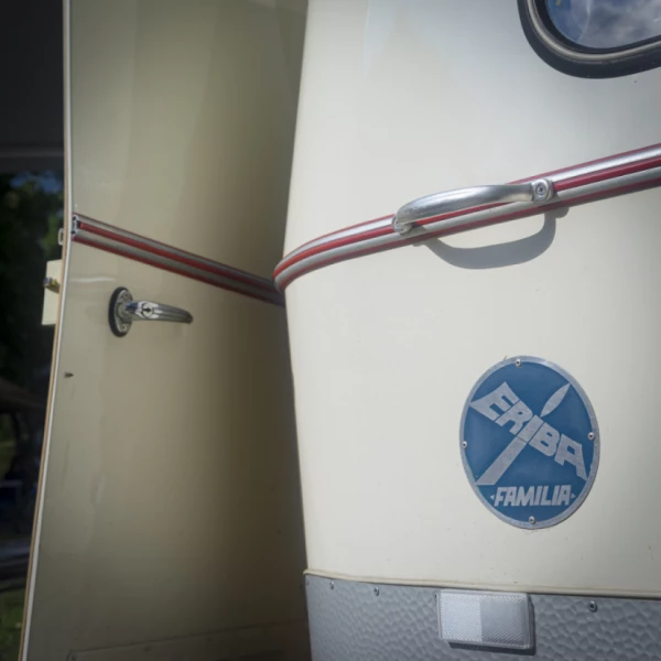 Eriba Familia Caravane - Ardon, Suisse