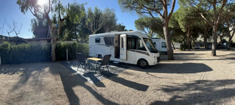 Carthago C-Tourer lightweight Wohnmobil - Seedorf, Schweiz