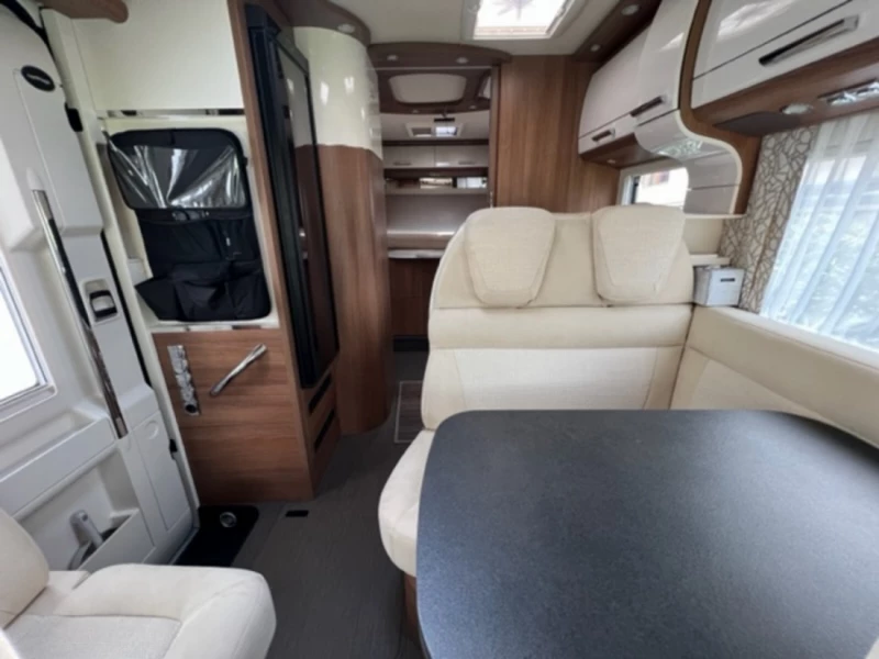 Carthago C-Tourer lightweight Wohnmobil - Seedorf, Schweiz
