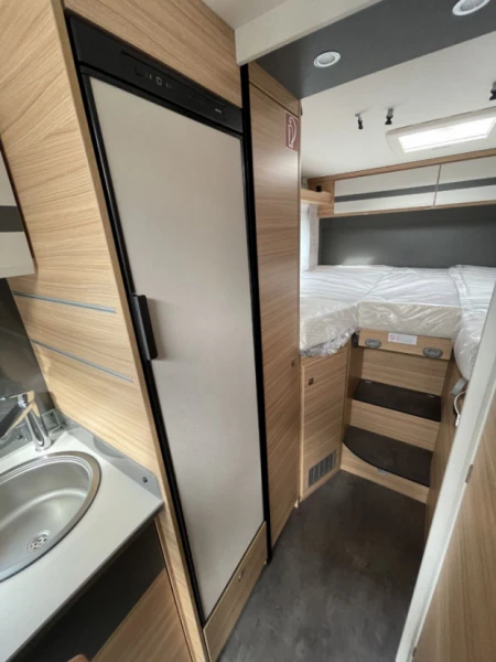 Dethleffs Globebus I 6 Wohnmobil - Baar, Schweiz