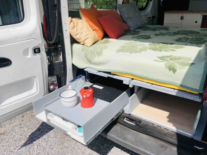 Renault Trafic T29 Campingbus - Wald ZH, Schweiz