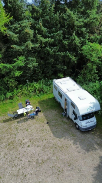 "Charly" Eiffelland 690 Fiat Ducato 2.8TD Bobil - Oberbalm, Sveits