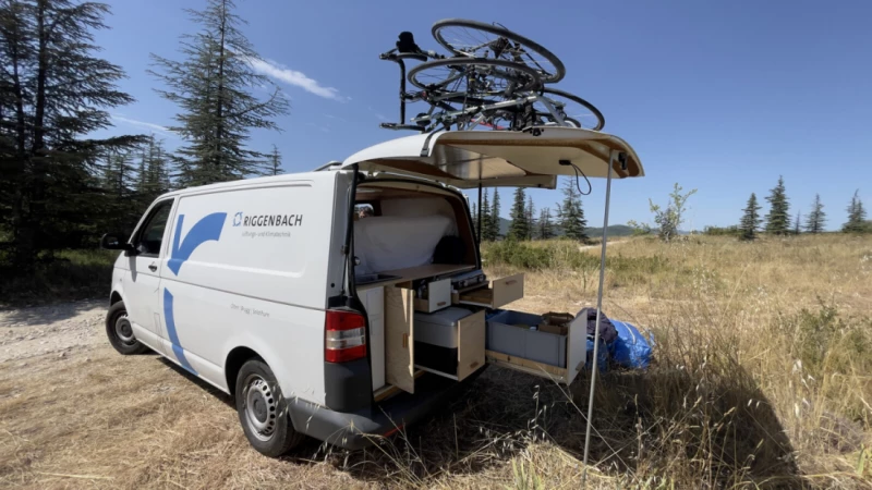 VW Transporter Campingbus - Evionnaz, Schweiz