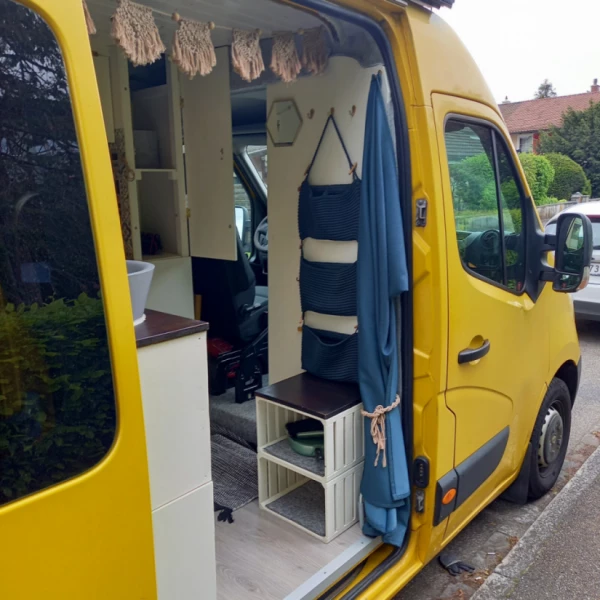 Renault Master T35 dCi125 Wohnmobil - Bülach, Schweiz