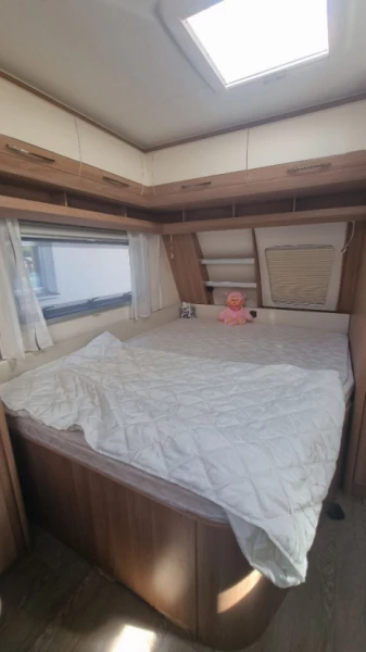 Hobby KMFe 560 Deluxe Wohnwagen - Sempach, Schweiz