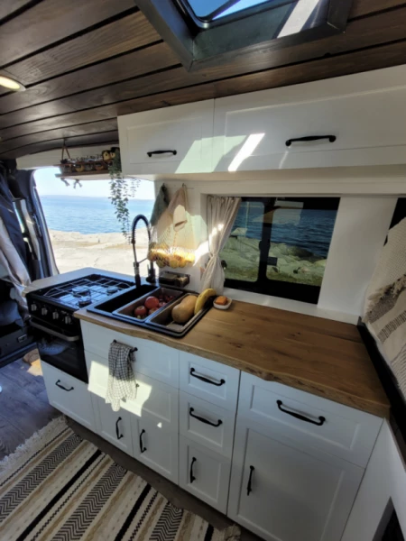 Ford Transit L3H2, 330 Campingbus - Saint-Aubin, Schweiz