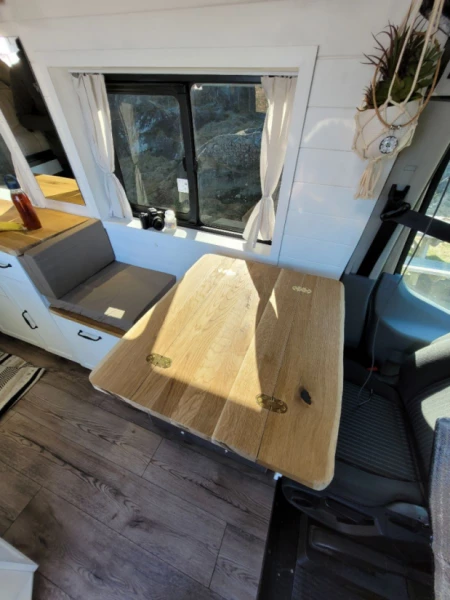 Ford Transit L3H2, 330 Campingbus - Saint-Aubin, Schweiz