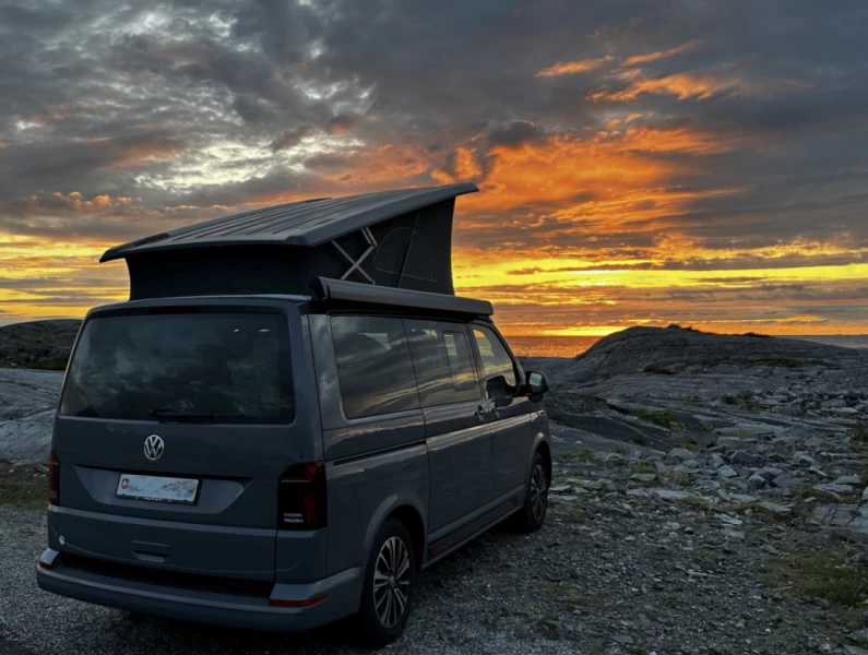 VW California Beach T6.1 Campingbus - Sion, Schweiz