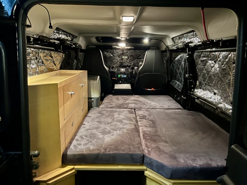 Land Rover Defender 110 TD4 Sonstiges Fahrzeug - Maur, Schweiz