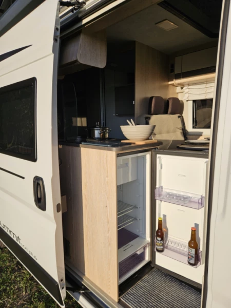 Pössl Summit 600 Plus Wohnmobil - Echallens, Schweiz