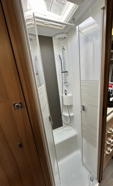Adria Coral Plus 670SL Wohnmobil - Zürich, Schweiz