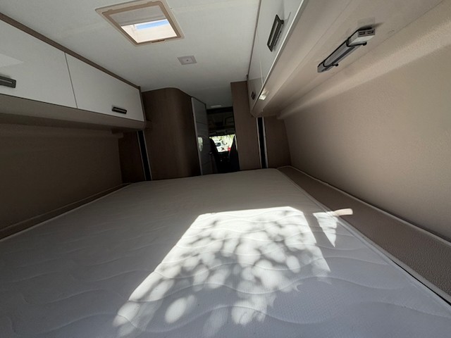Chausson V690 Retkeilyauto - Nyon, Sveitsi