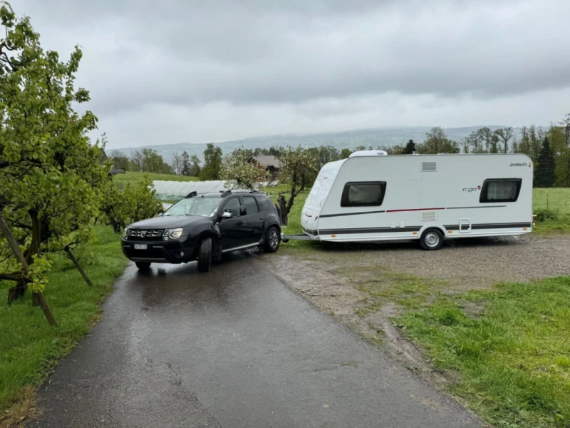 Dethleffs c‘go up KR525 Caravane - Uitikon, Suisse