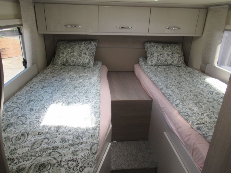 Bürstner nexxo van T620G Motorhome - Saint-Sulpice, Switzerland