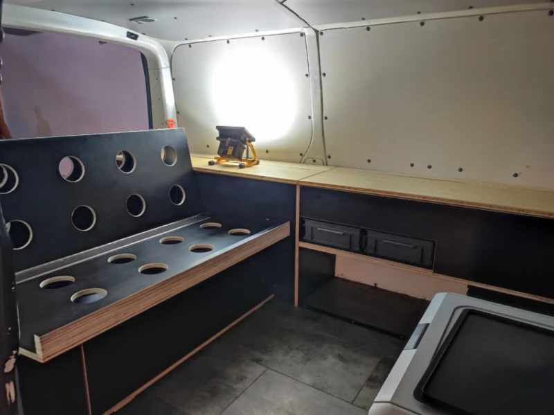 VW T5 Campingbus - Uetikon am See, Schweiz
