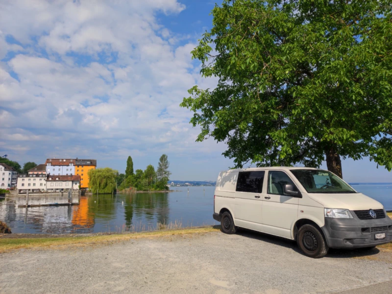 VW T5 Campingbus - Uetikon am See, Schweiz