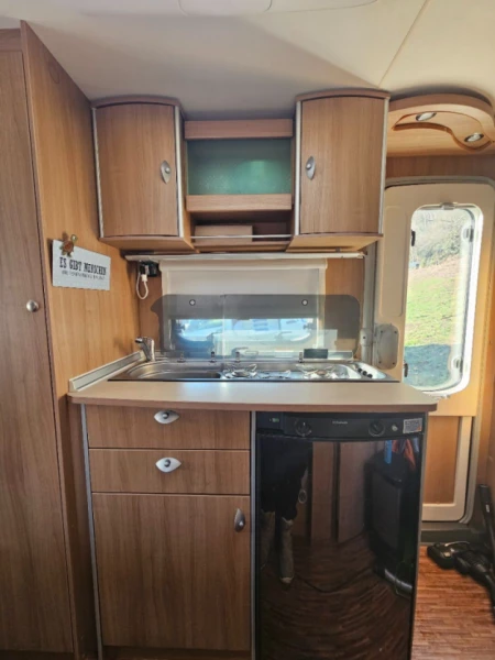 Bürstner Averso 480 TK Caravan - Duggingen, Switzerland