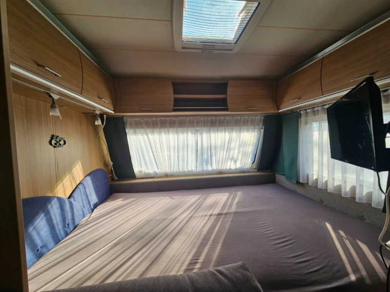 Bürstner Averso 480 TK Caravan - Duggingen, Switzerland