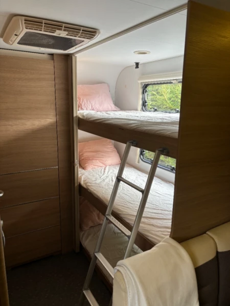 Adria Adora 573 PT Wohnwagen - Enköping, Schweden