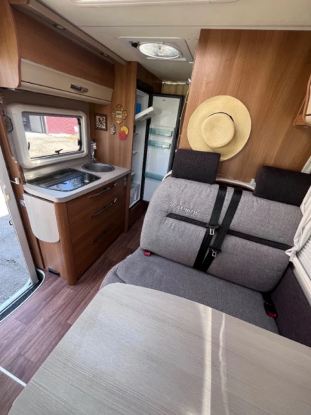 Knaus R18 Wohnmobil - Alvhem, Schweden