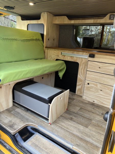 BumbleBee Renault Trafic 1.6 dCi90 Campingbus - Lupsingen, Schweiz