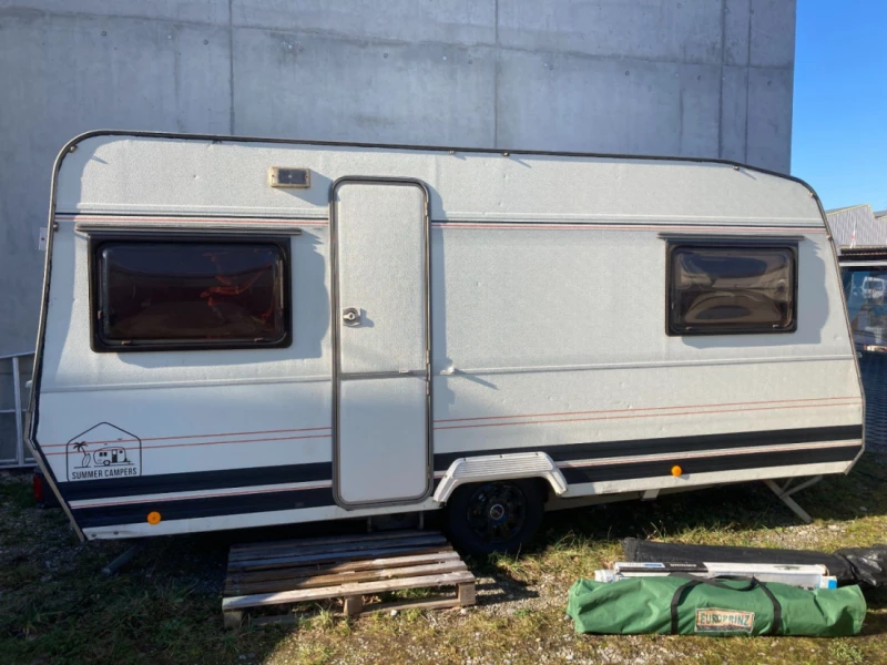 Dethleffs RM4 Husvagn - Winterthur, Schweiz