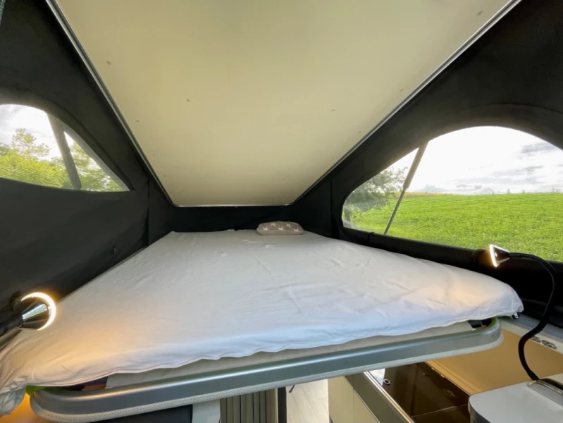 Westfalia Kelsey (Ford Transit Custom) Campingbus - Esslingen, Schweiz
