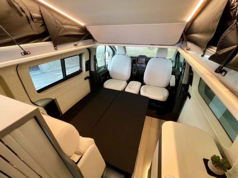 Westfalia Kelsey (Ford Transit Custom) Campingbus - Esslingen, Schweiz