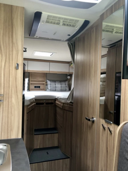 Hymer Exsis i 588 Facelift Wohnmobil - Zürich, Schweiz