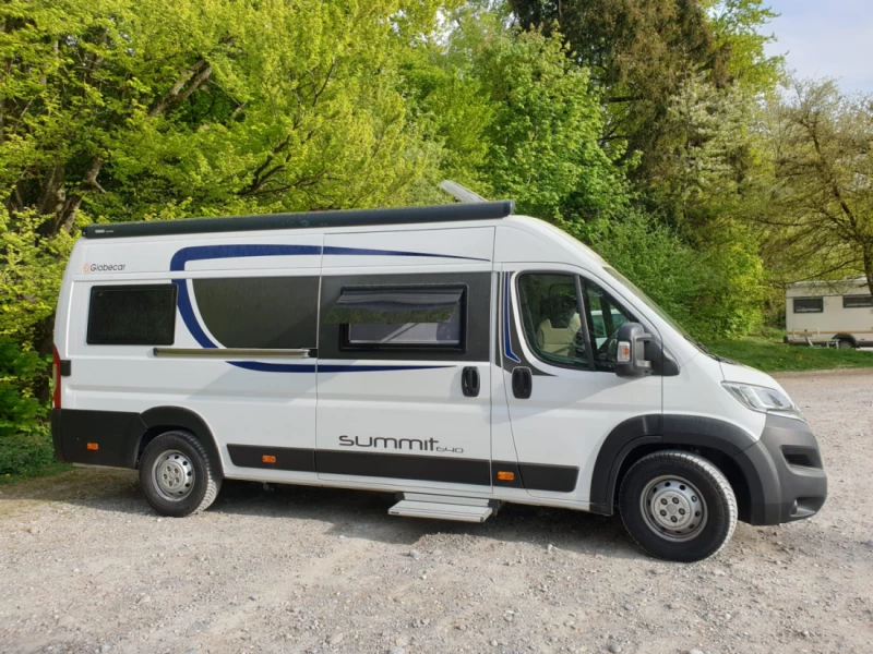 Pössl Summit 640 Campingbus - Thalwil, Schweiz