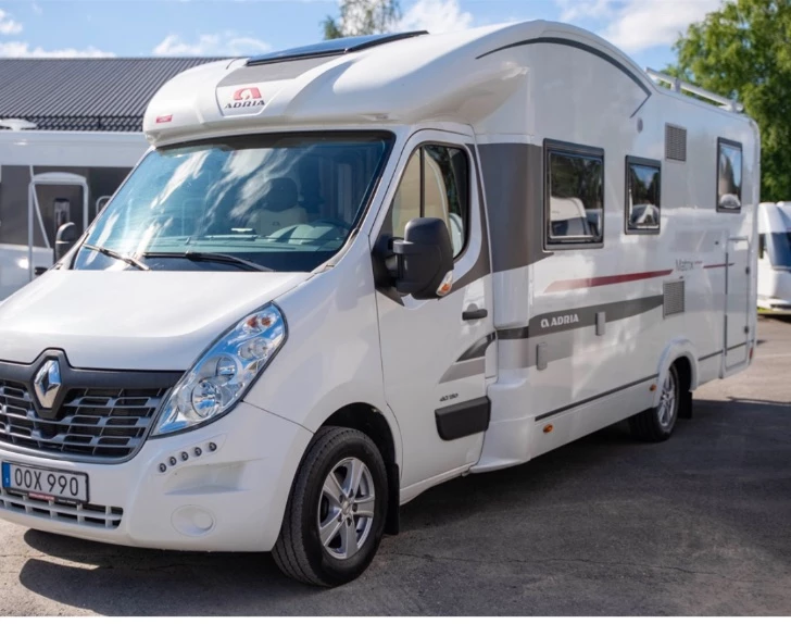 Adria MATRIX SUPREME M 687 SL Bobil - Gällivare, Sverige