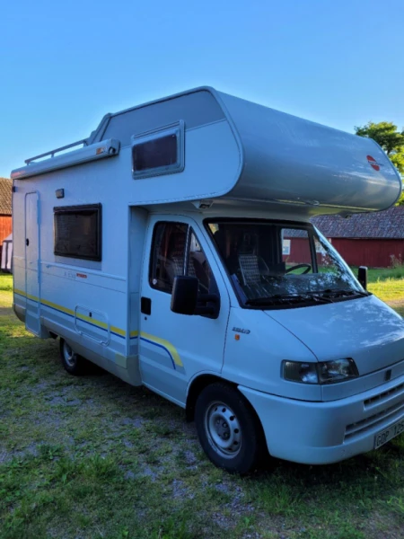 Bürstner Bürstner A535 Activ Wohnmobil - Källby, Schweden