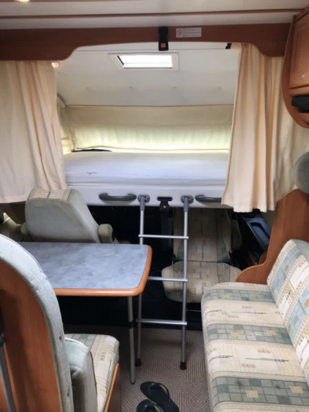 Dethleffs Globetrotter Matkailuauto - Granges (Veveyse), Sveitsi