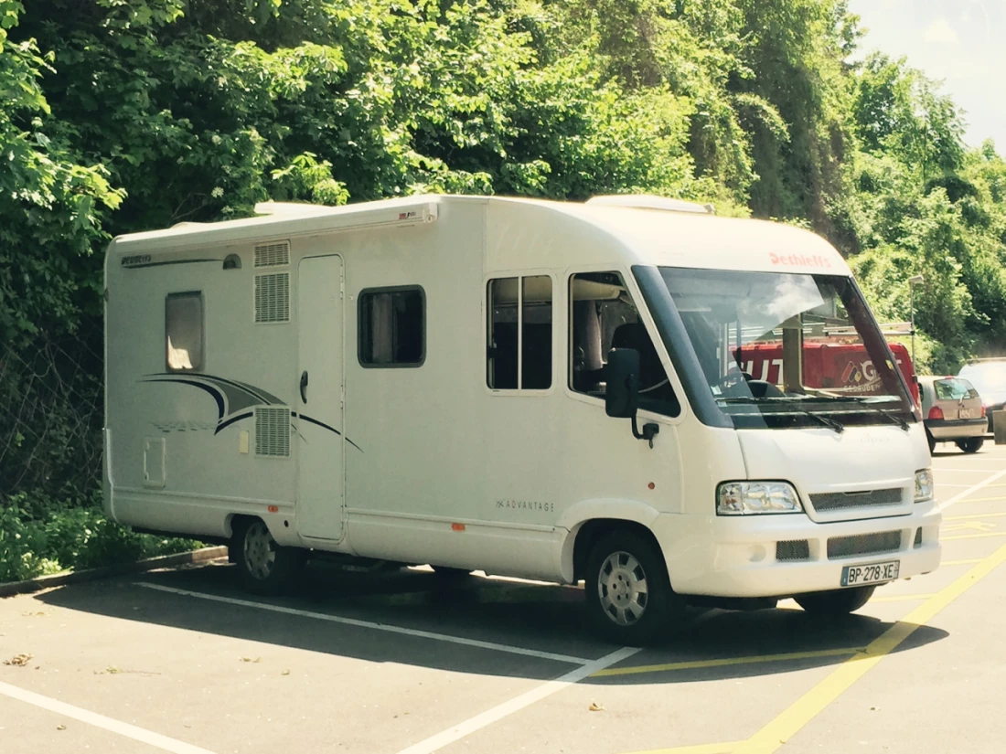 Dethleffs Globetrotter Wohnmobil - Granges (Veveyse), Schweiz