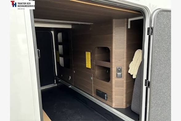 Adria Matrix 670 DL Supreme Wohnmobil - Avesta, Schweden