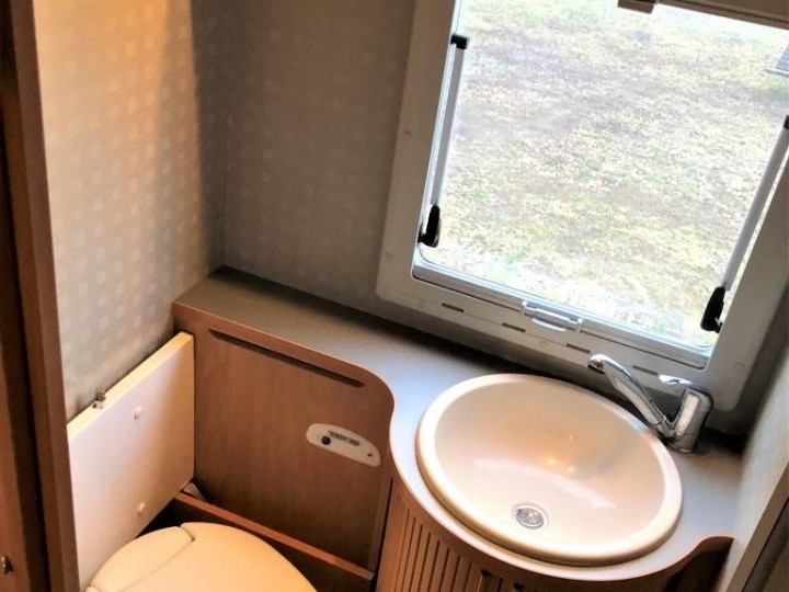 Bürstner Bürstner Argos 747-2 Wohnmobil - Åmål, Schweden