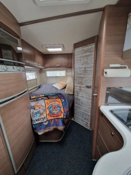 Renault Master II Lava / Alusta 2.5 DCI Wohnmobil - Jyväskylä, Finnland