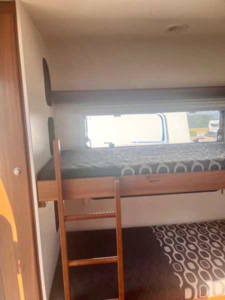Adria Altea 542pk Caravan - Perroy, Switzerland