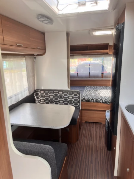 Adria Altea 542pk Caravan - Perroy, Switzerland