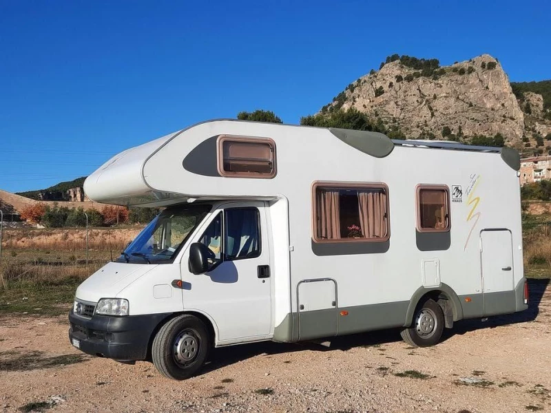 Knaus Sun Traveller Wohnmobil - LIGNIERES, Schweiz