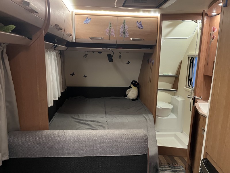 Knaus Südwind Sport FDK 500 Wohnwagen - Herlisberg, Schweiz