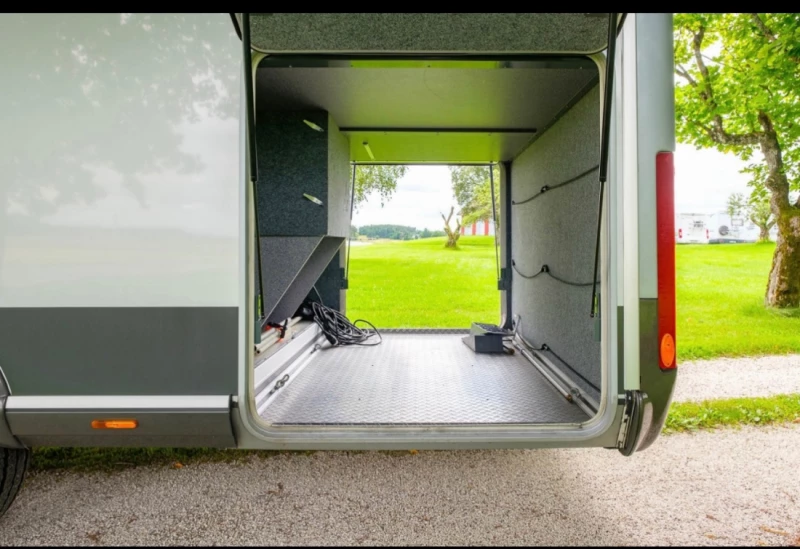 Carthago Chic E-line Wohnmobil - Sandefjord, Norwegen