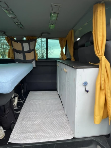 VW T5 Caravelle Campingbus - Teufen, Schweiz