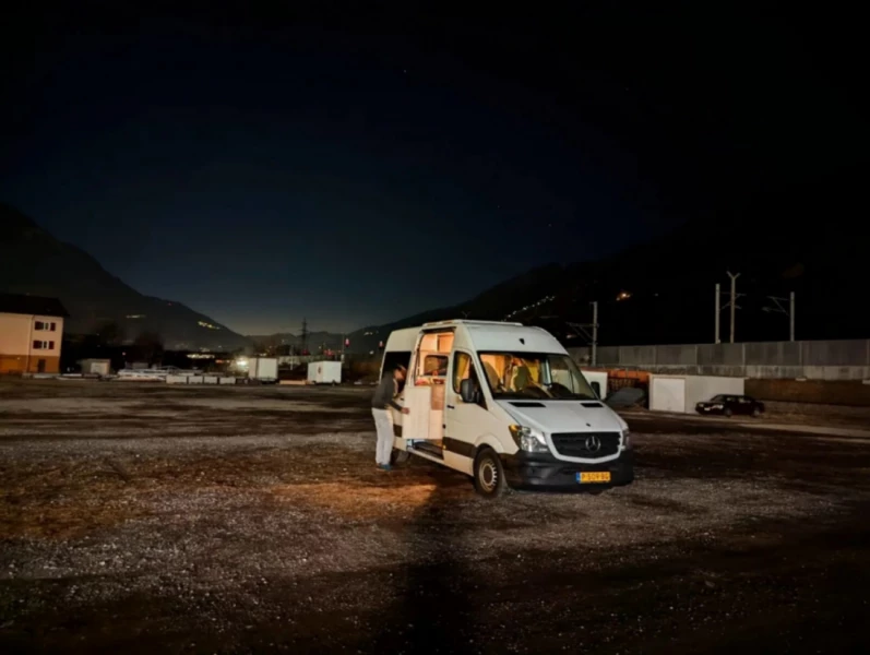 Mercedes Sprinter Van - Walenstadt, Suisse
