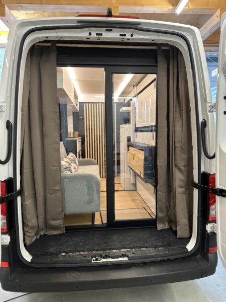 VW Crafter Campingbus - Suchy, Schweiz
