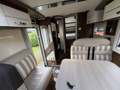 McLouis MC4 74g Camping-car - Karlstad, Suède