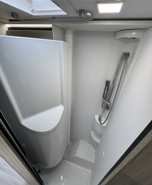 Adria Compact DL 60 Wohnmobil - Bodø, Norwegen