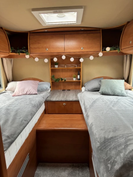 Carthago Cartago Chic 51 Wohnmobil - VÄXJÖ, Schweden